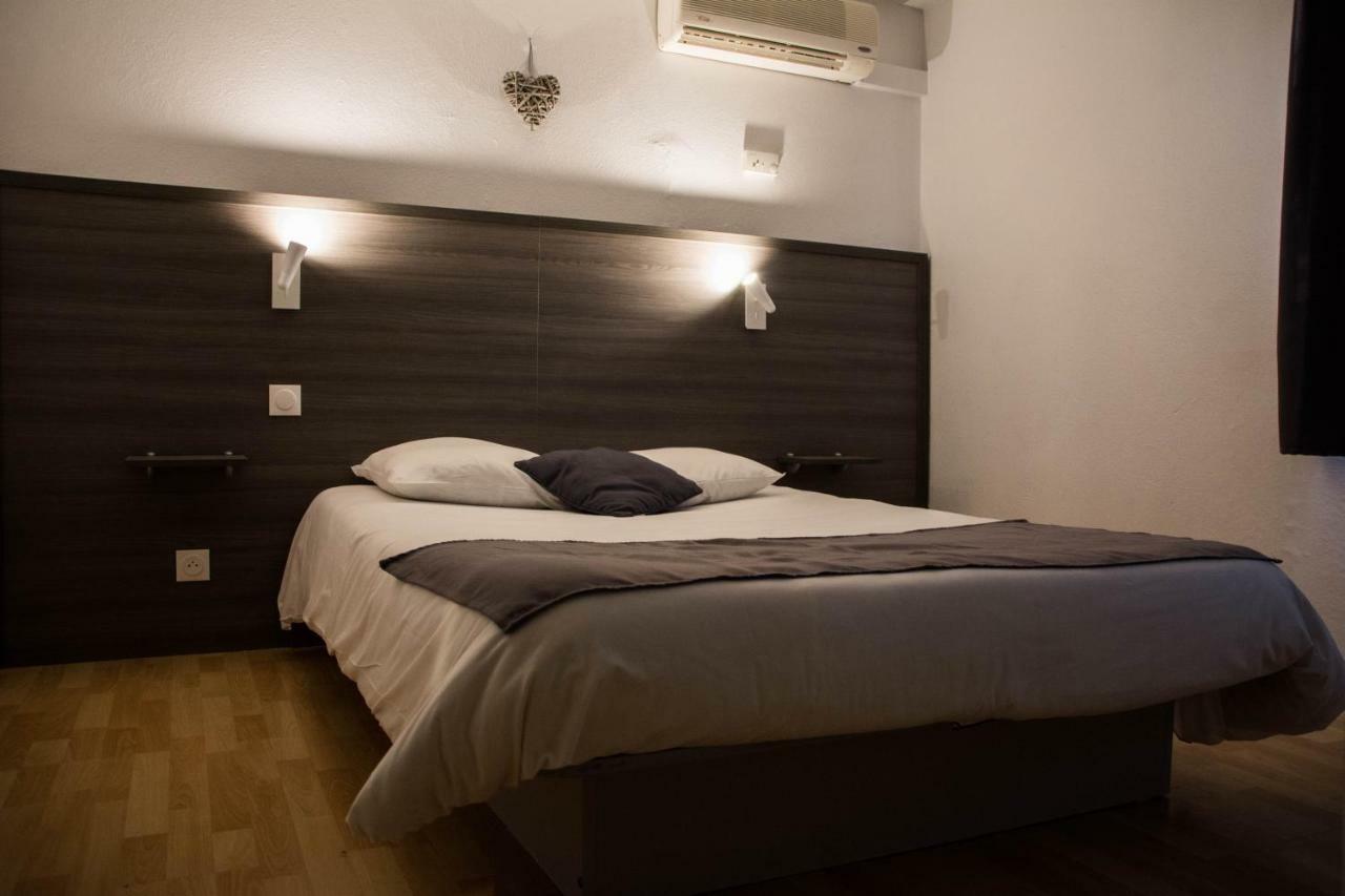 Althea - Piscine Et Sauna Hotel
