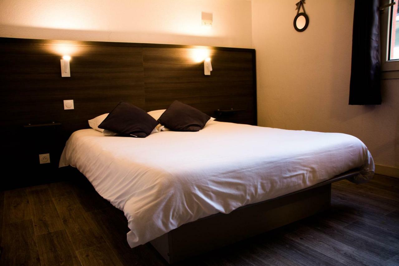 Althea - Piscine Et Sauna Hotel 2*